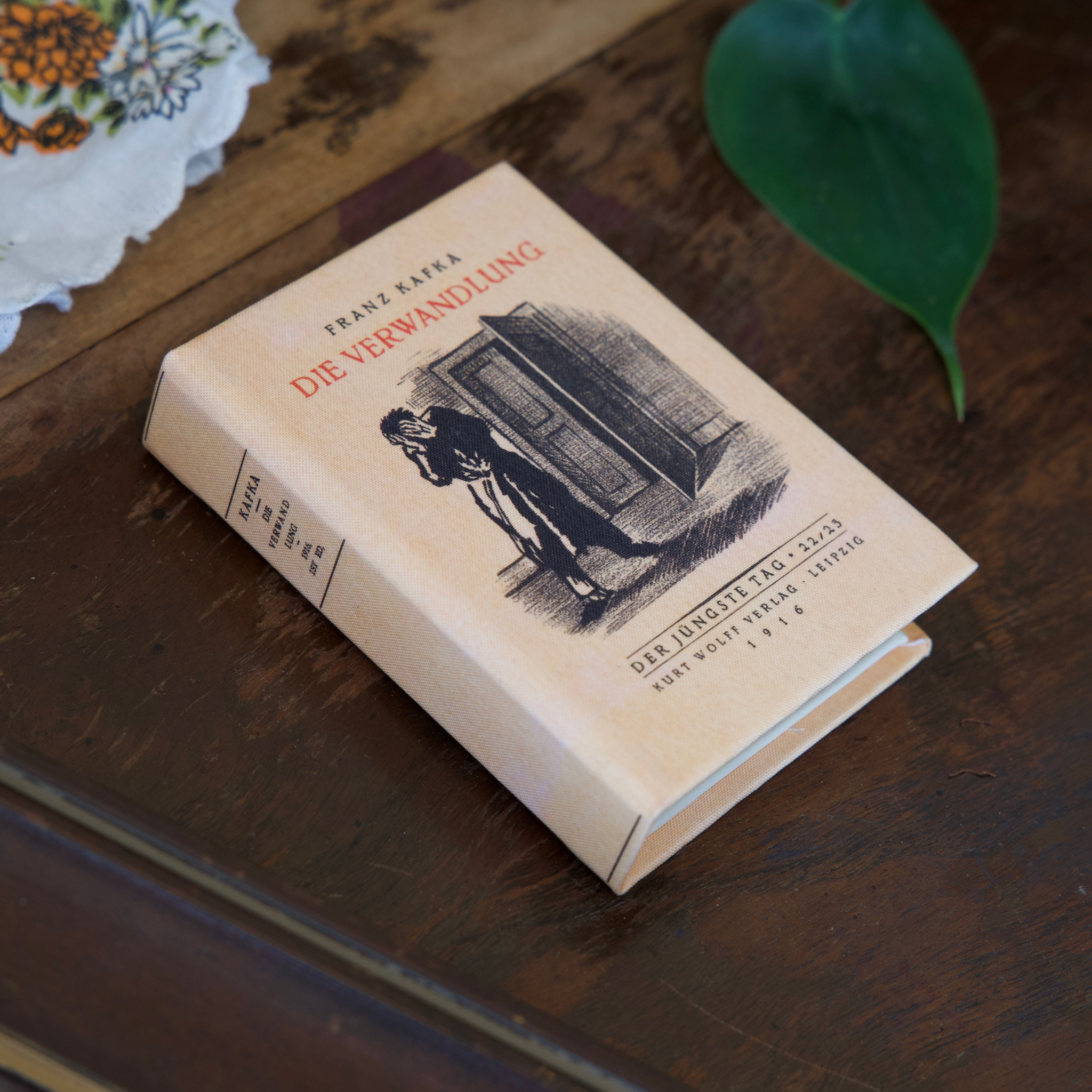Image of Die Verwandlung by Franz Kafka 1915 (Metamorphosis) - Novelbookstore.co