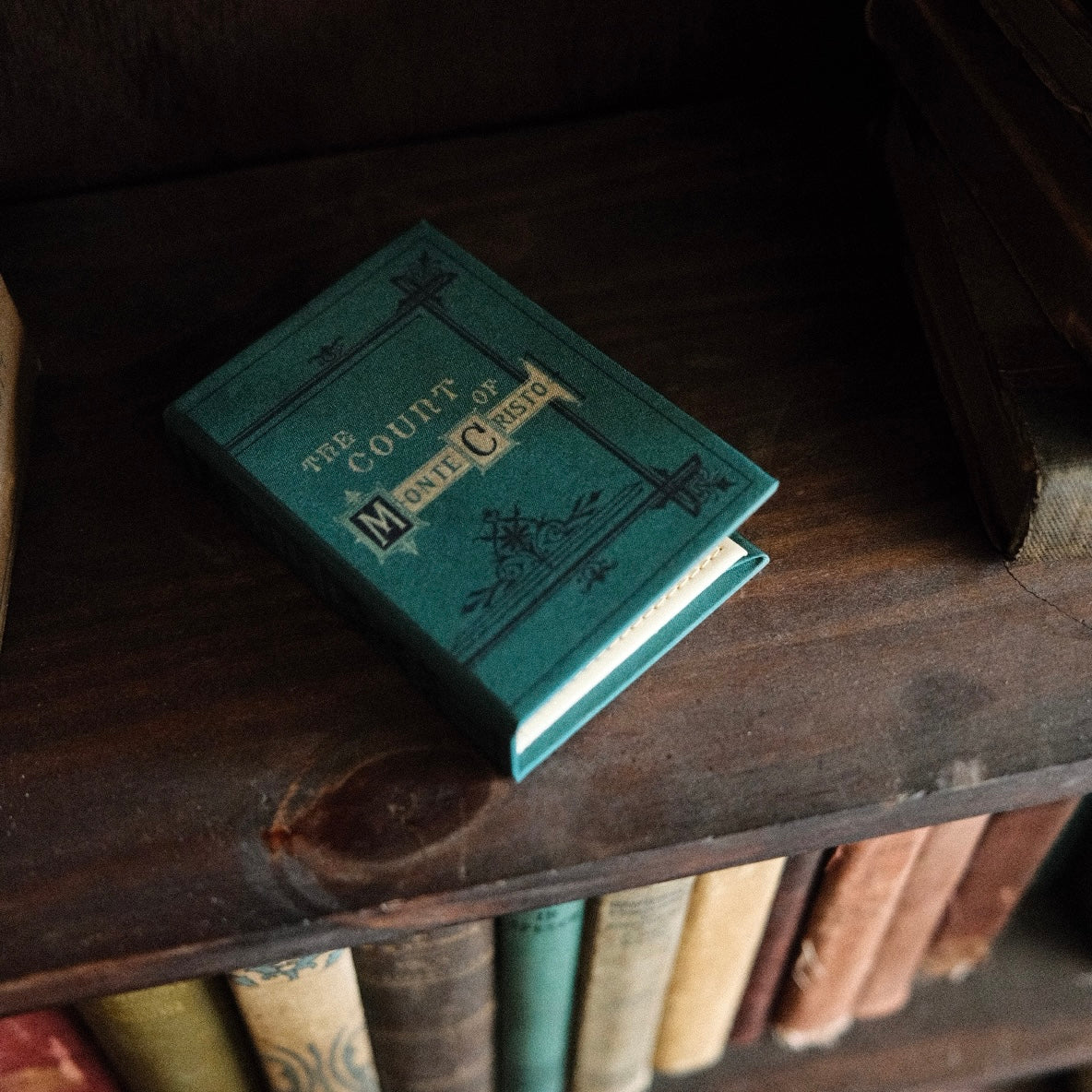 Image of (Emerald) The Count of Monte Cristo by Alexandre Dumas 1844 Book Wallet - Novelbookstore.co