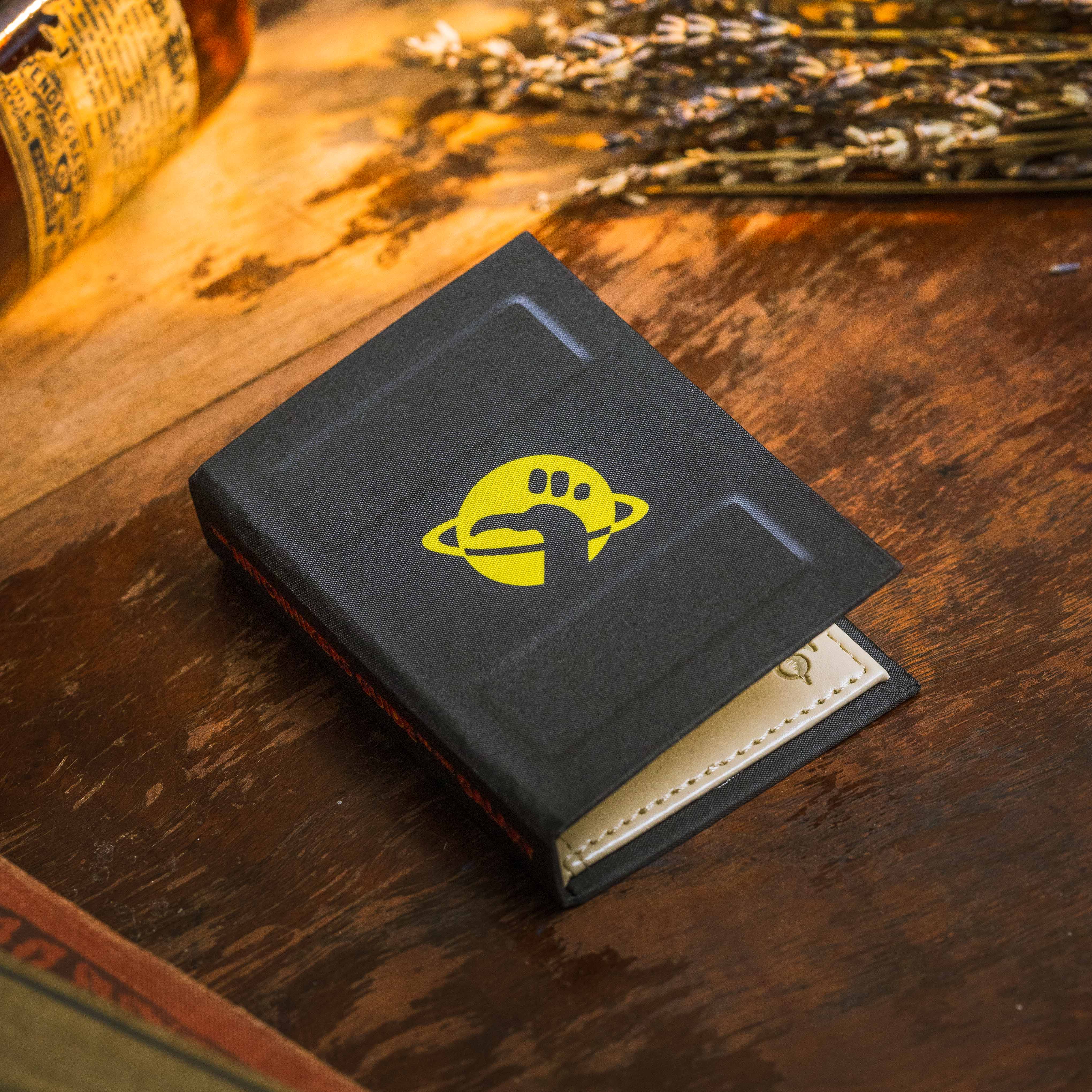 Image of Hitchhikers Guide to the Galaxy 2005 Book Wallet - Novelbookstore.co
