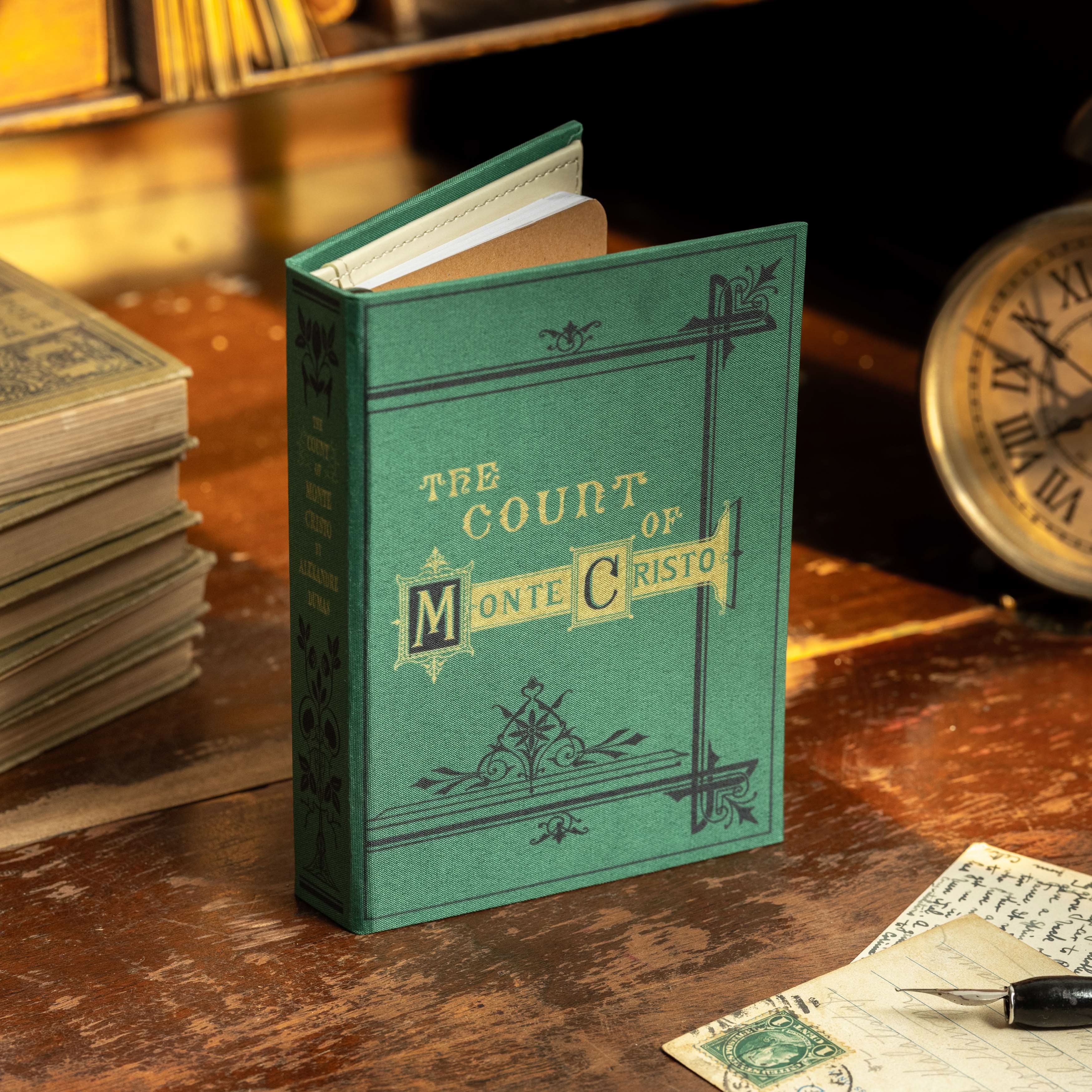 Image of 'The Count of Monte Cristo' (Emerald Green) by Alexandre Dumas 1844 Passport/Notebook Wallet - Novelbookstore.co