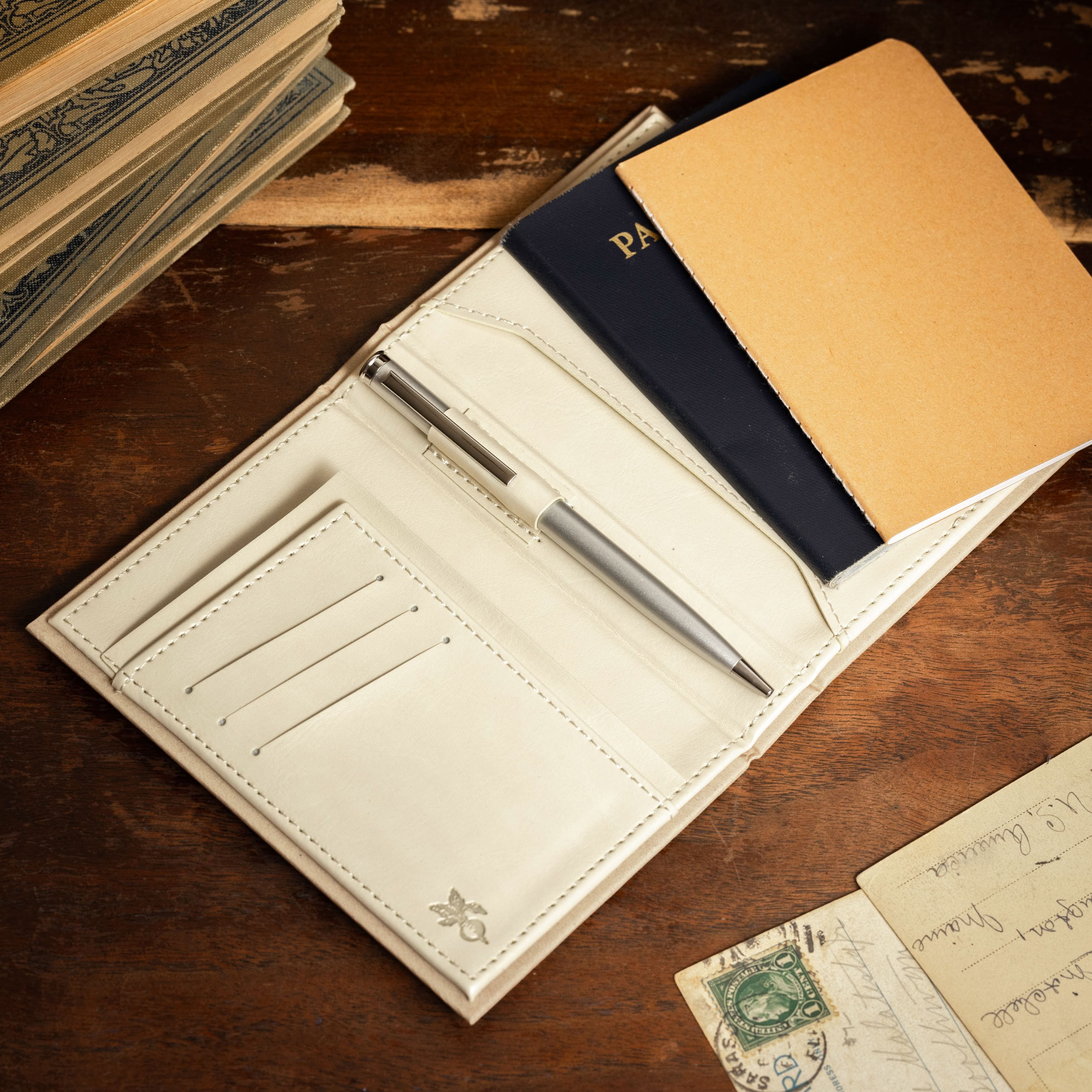 Image of 'Winnie-the-Pooh' by A. A. Milne & E. H. Shepard 1926 Passport/Notebook Wallet - Novelbookstore.co