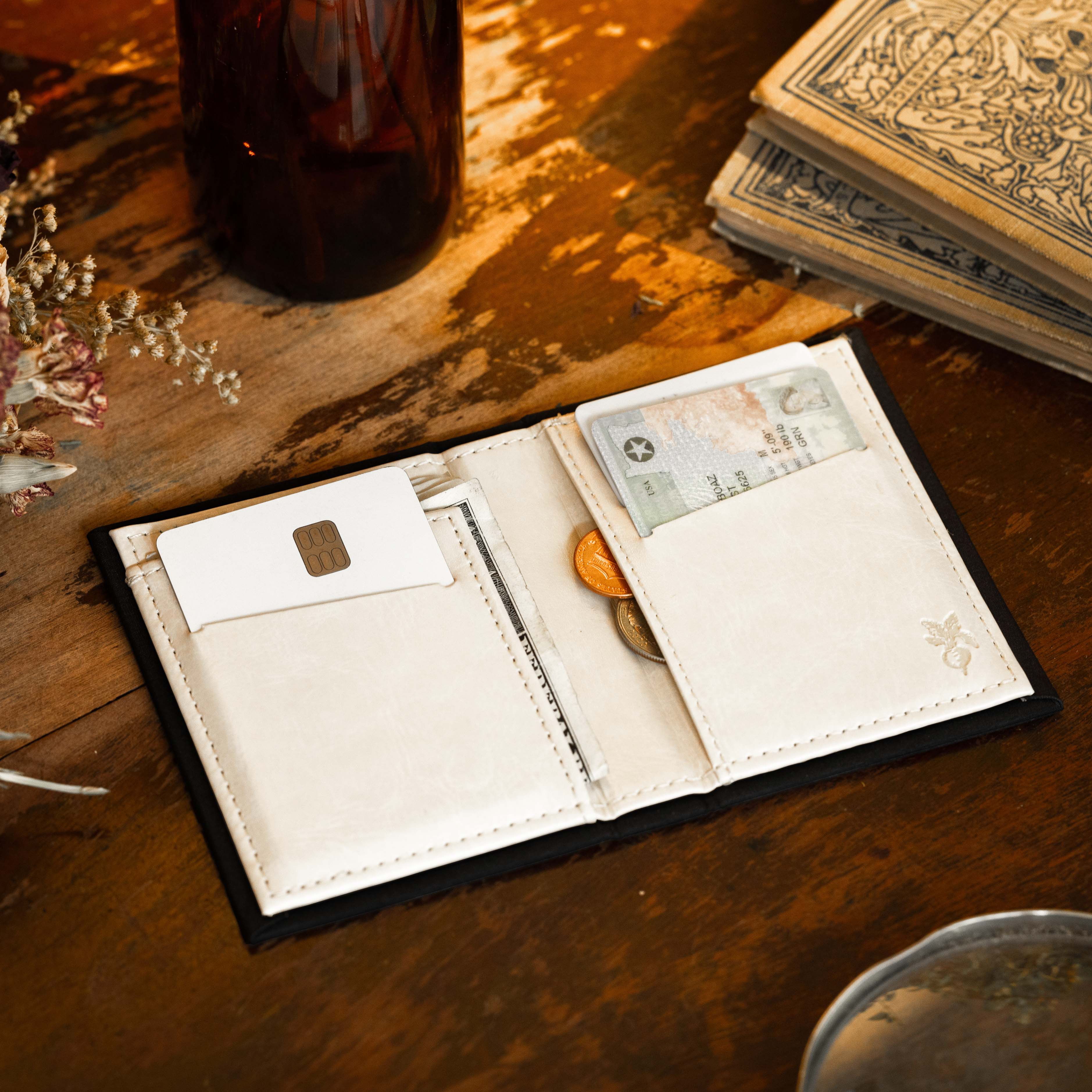 Image of Death Note by Tsugumi Ohba 2007 Book Wallet - Novelbookstore.co